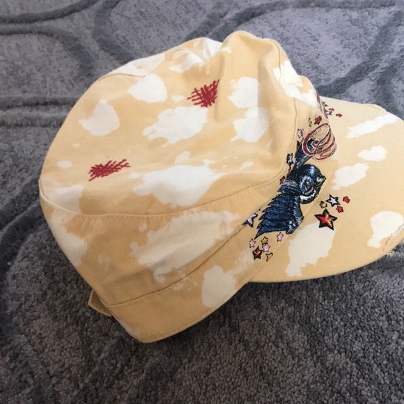 Sinful hat - Picture 2 of 2